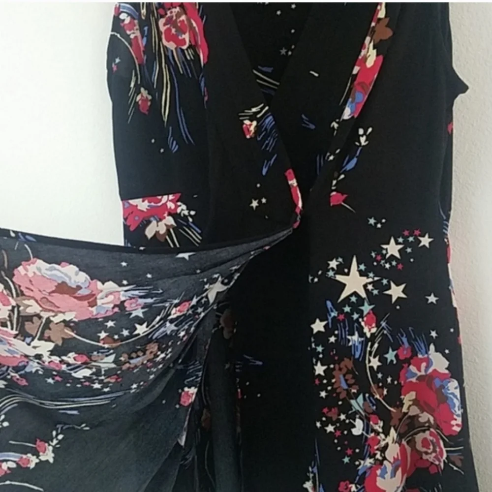 Free People Floral Top Size Small